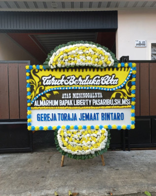 Papan Bunga Duka di Lamper Kidul